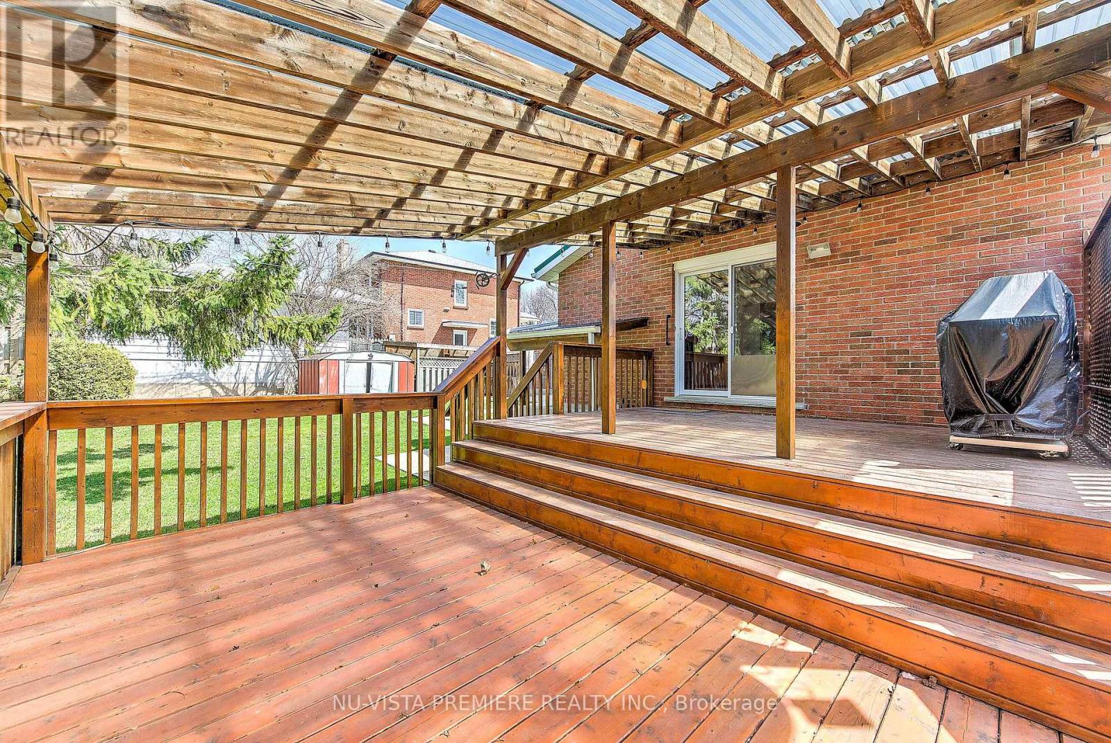 450 Three Valleys Crescent, London South, Ontario  N5Z 3E7 - Photo 24 - X12073662