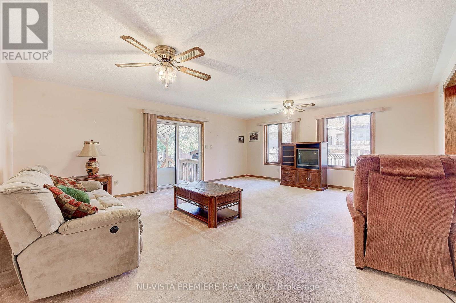 450 Three Valleys Crescent, London South, Ontario  N5Z 3E7 - Photo 7 - X12073662