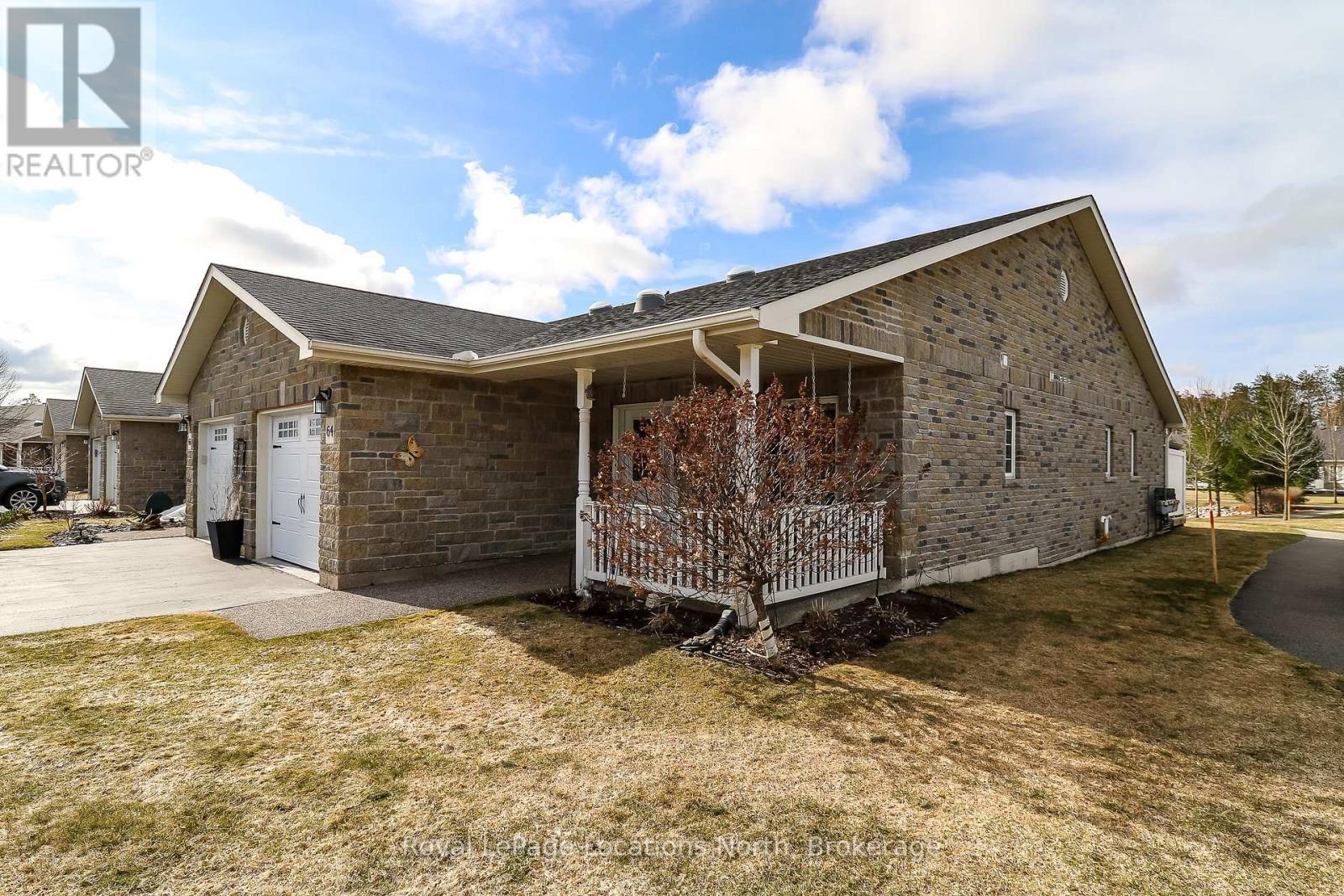 64 Greenway Drive, Wasaga Beach, Ontario  L9Z 2W9 - Photo 1 - S12073681