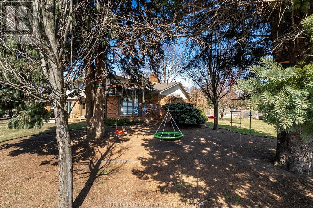 Property at 147 CRYSTAL DRIVE image 4