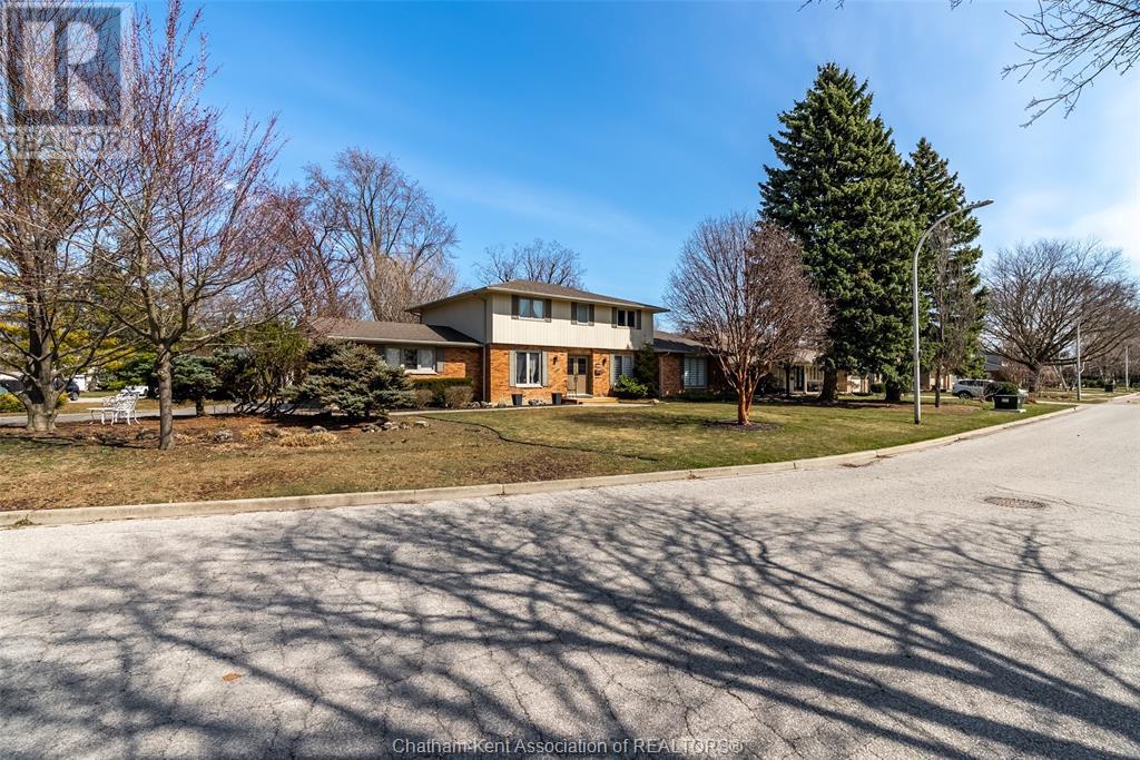 Property at 147 CRYSTAL DRIVE image 5