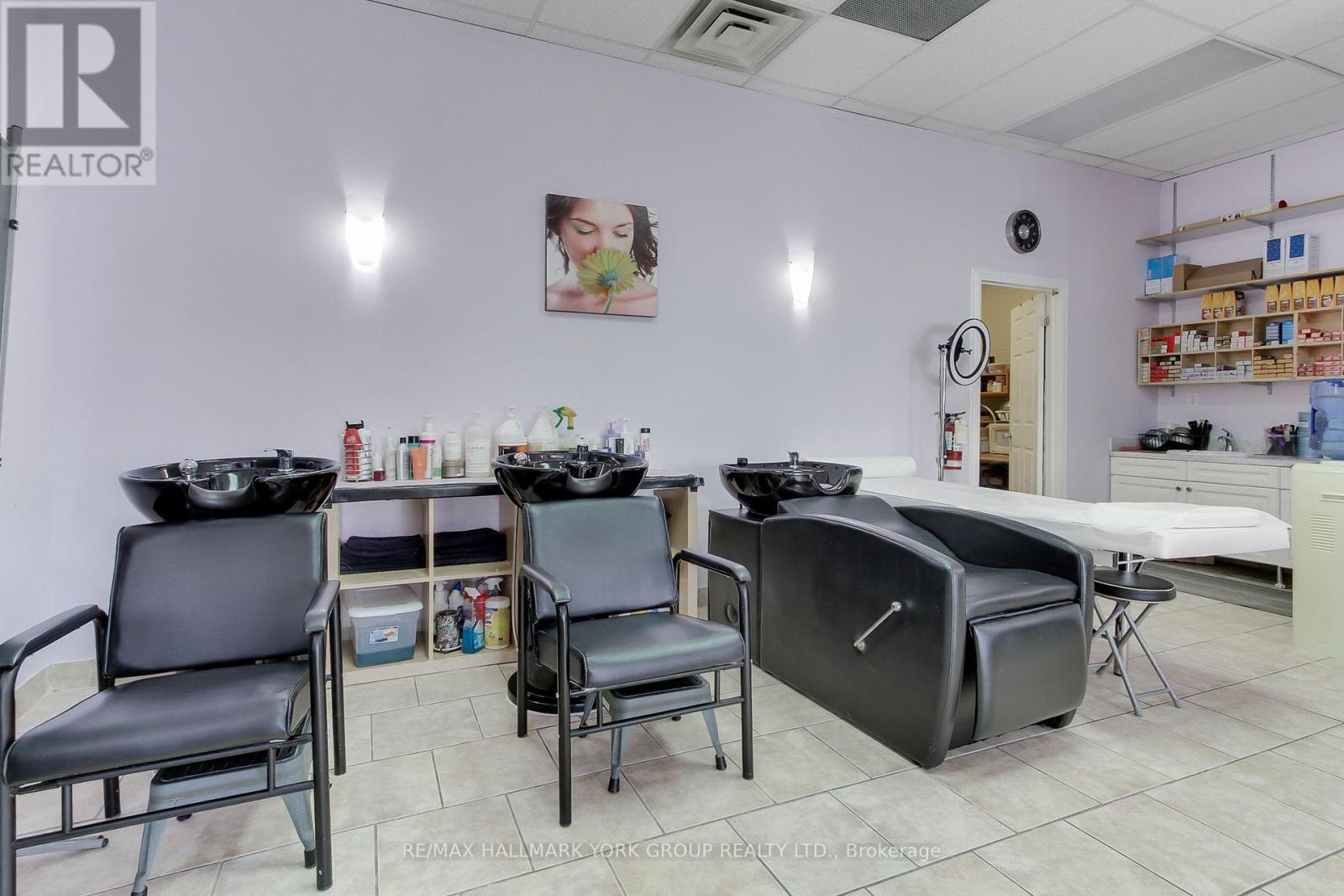 6 - 16700 Bayview Avenue, Newmarket (Stonehaven-Wyndham), Ontario  L3X 1W1 - Photo 19 - N12073634