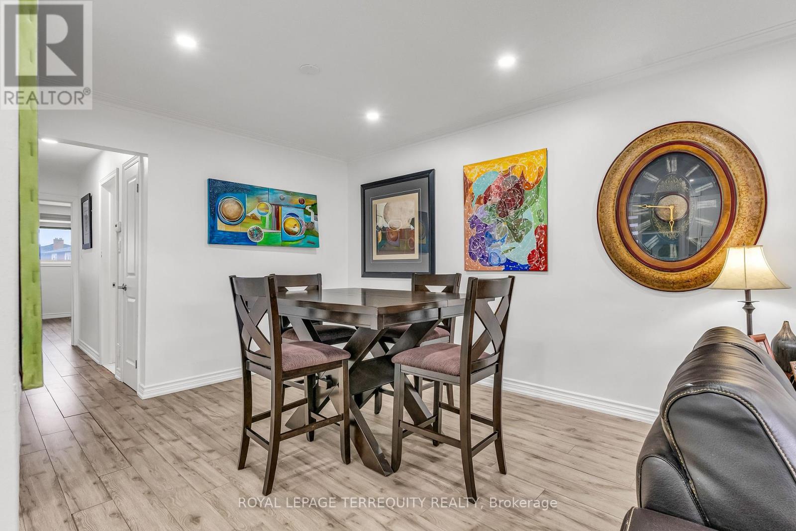 15 Madonna Gardens, Toronto, Ontario  M9L 2T5 - Photo 12 - W12073645