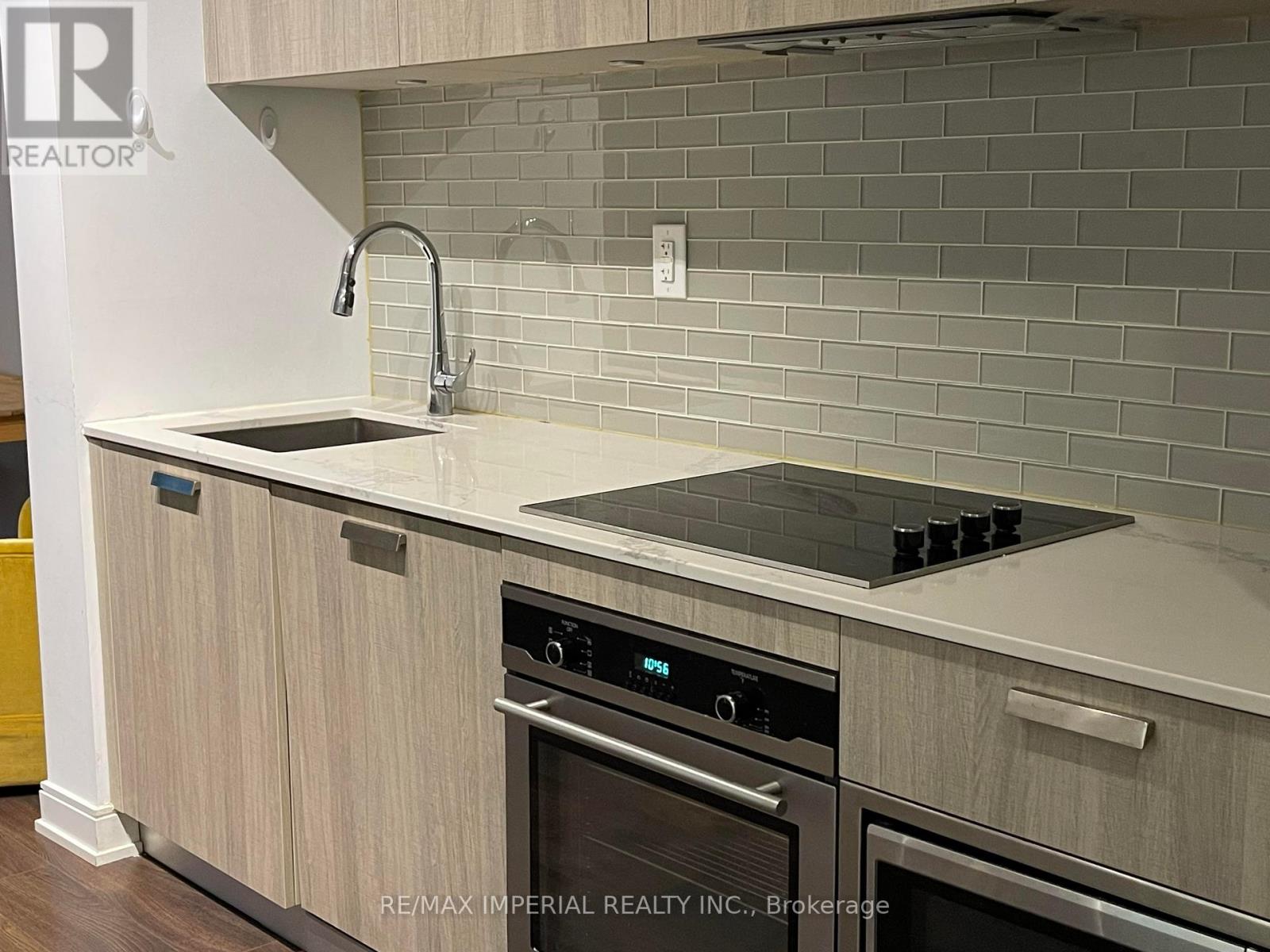 808 - 50 Charles Street E, Toronto, Ontario  M4Y 0C3 - Photo 8 - C12073687