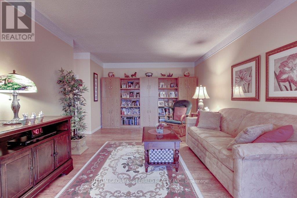 403 - 1600 Adelaide Street N, London, Ontario  N5X 3H6 - Photo 4 - X12073712
