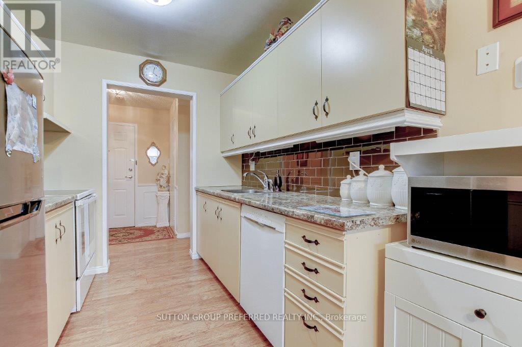 403 - 1600 Adelaide Street N, London, Ontario  N5X 3H6 - Photo 7 - X12073712