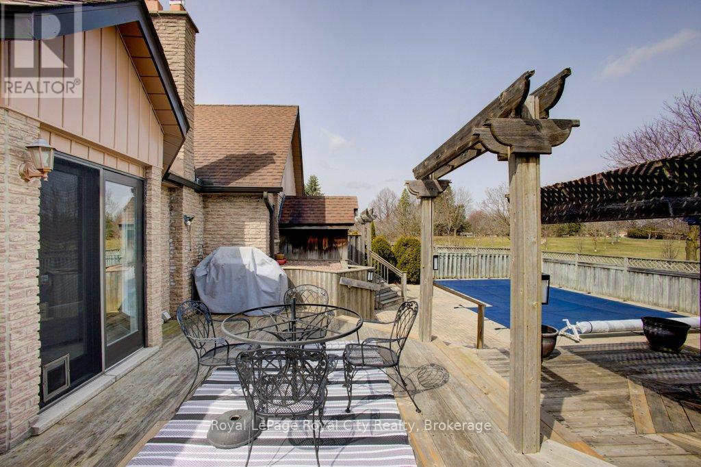 227 Dimson Avenue, Guelph, Ontario  N1G 3C7 - Photo 25 - X12073695