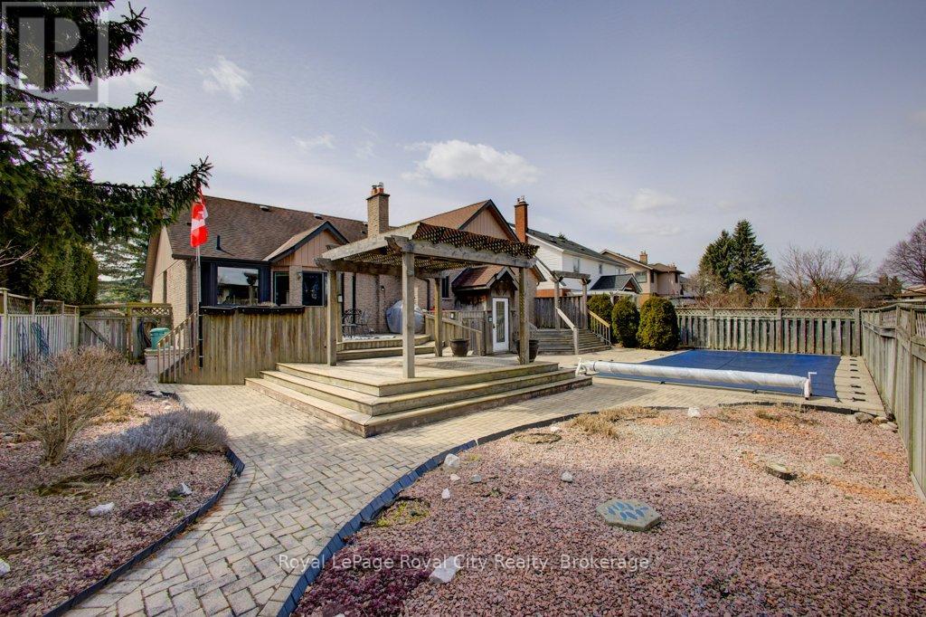 227 Dimson Avenue, Guelph, Ontario  N1G 3C7 - Photo 35 - X12073695