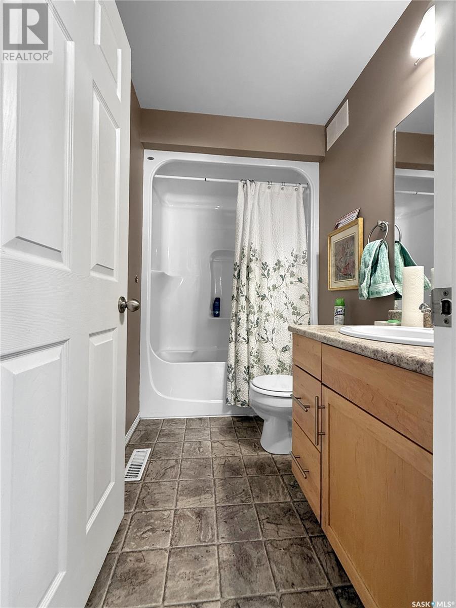 Round Lake View, Round Lake, Saskatchewan  S0G 5C0 - Photo 10 - SK002208