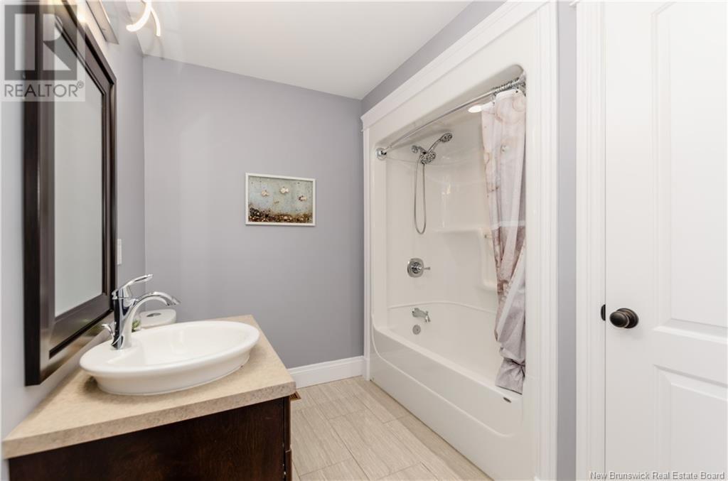40 Salengro Crescent, Moncton, New Brunswick  E1G 5P7 - Photo 24 - NB115886