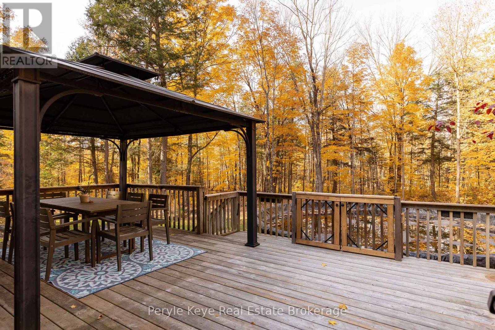 80 Stephenson Rd 7 E, Huntsville, Ontario  P0B 1M0 - Photo 21 - X12073725
