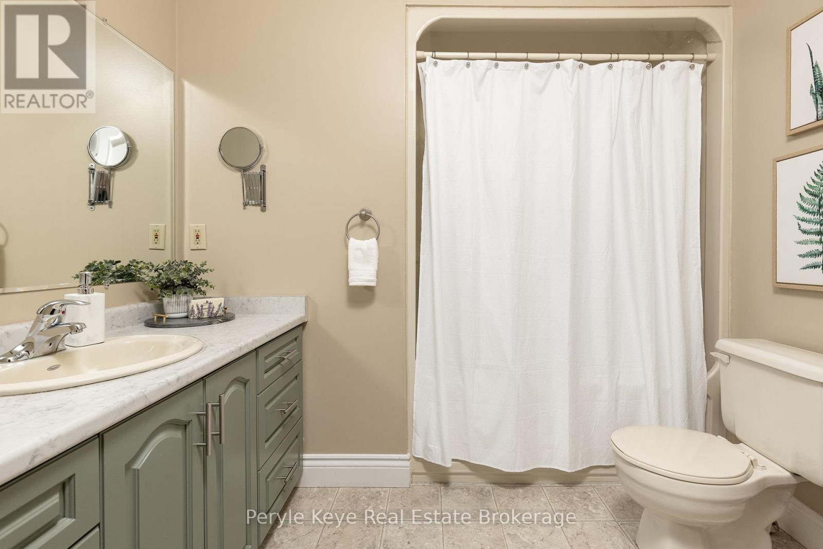 80 Stephenson Rd 7 E, Huntsville, Ontario  P0B 1M0 - Photo 32 - X12073725