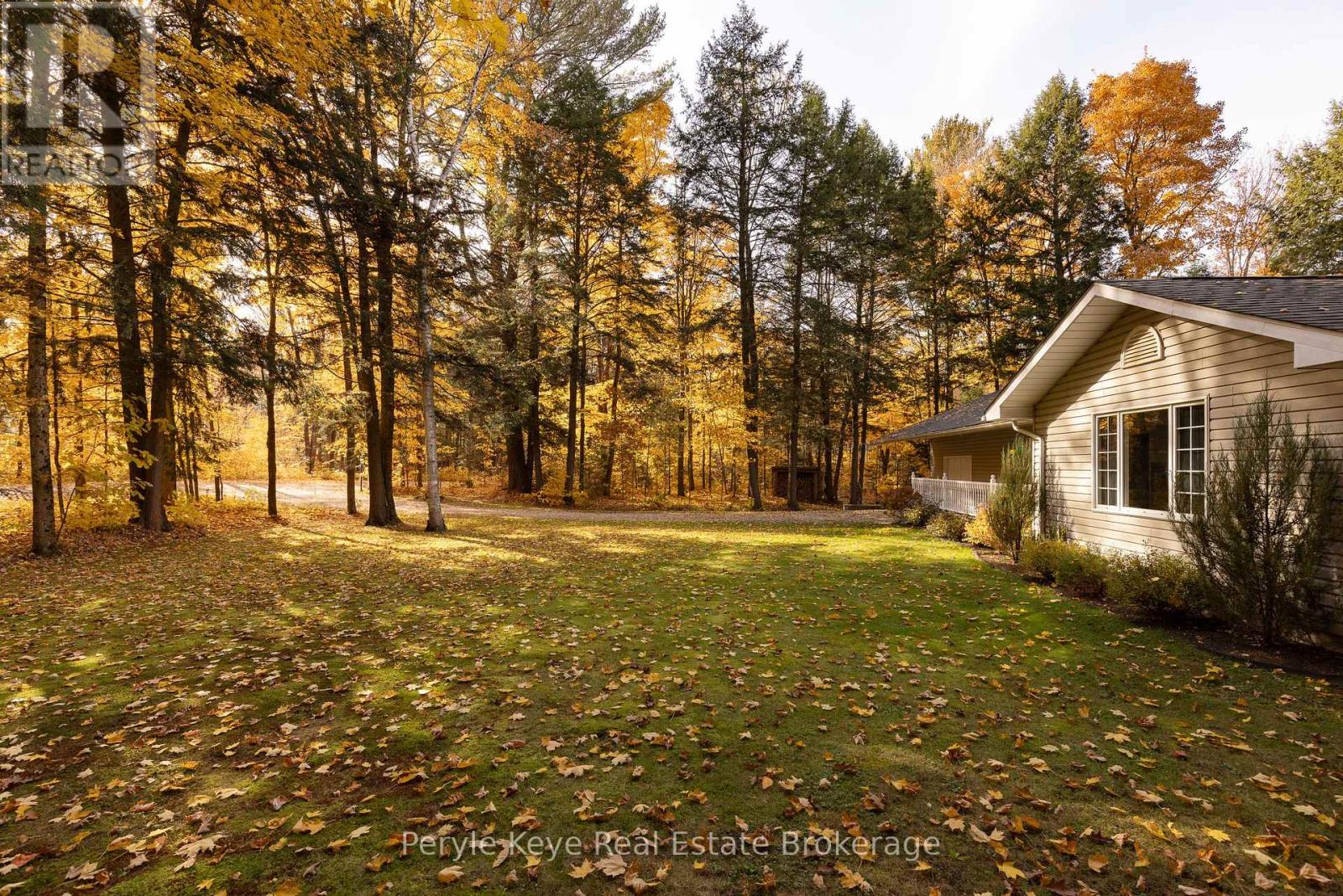 80 Stephenson Rd 7 E, Huntsville, Ontario  P0B 1M0 - Photo 48 - X12073725