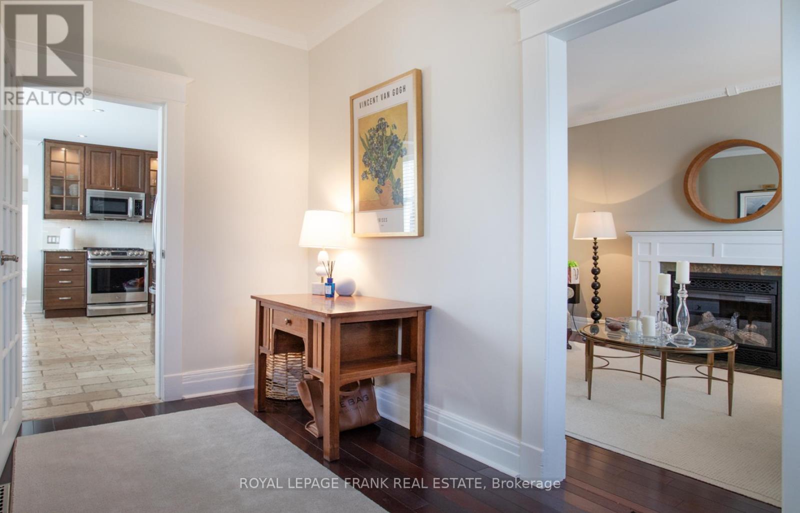 Property at 600 CENTRE STREET N image 5