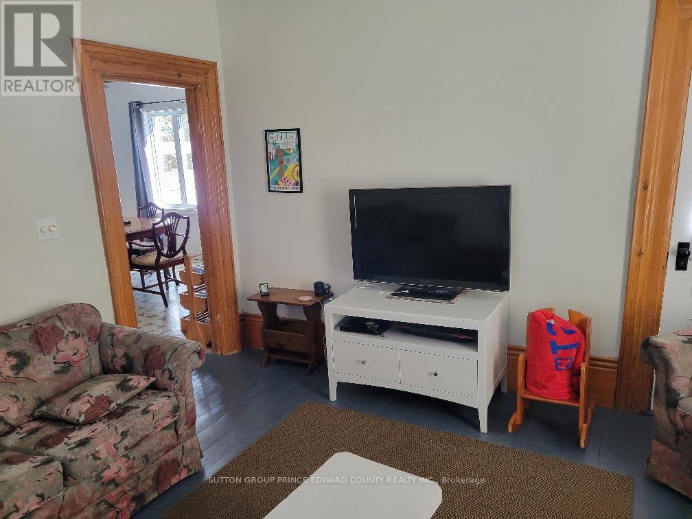 1724b County Road 10 Road, Prince Edward County (Athol Ward), Ontario  K0K 1P0 - Photo 18 - X12073790