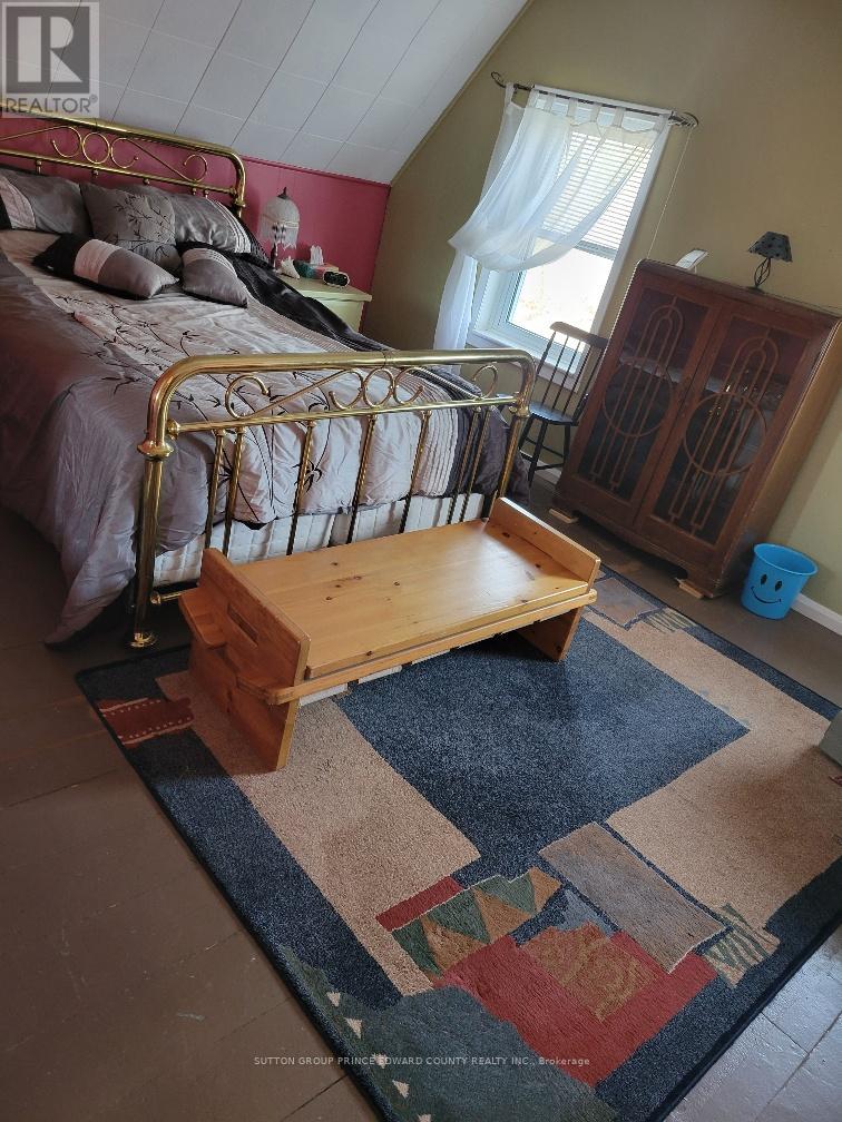 1724b County Road 10 Road, Prince Edward County (Athol Ward), Ontario  K0K 1P0 - Photo 27 - X12073790
