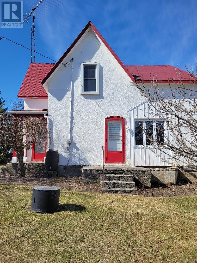 1724b County Road 10 Road, Prince Edward County (Athol Ward), Ontario  K0K 1P0 - Photo 39 - X12073790
