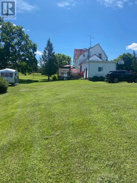 1724b County Road 10 Road, Prince Edward County (Athol Ward), Ontario  K0K 1P0 - Photo 4 - X12073790