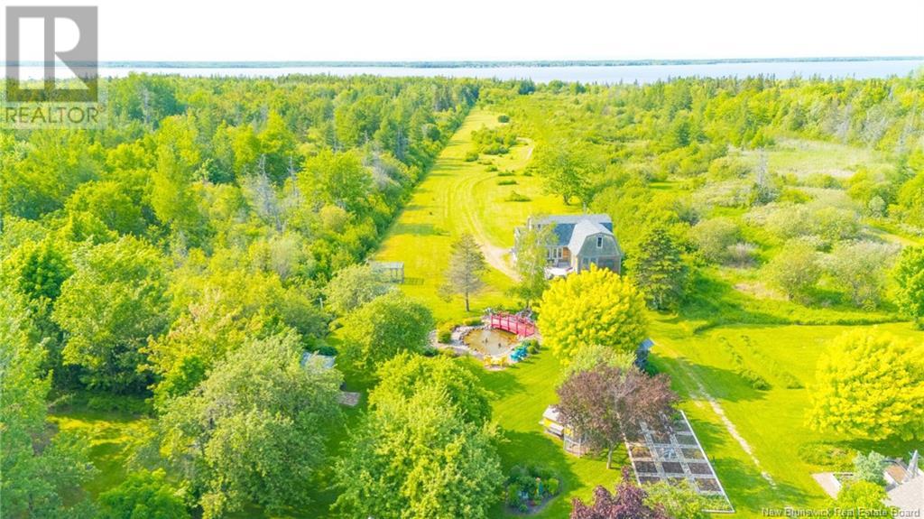 699 Saint-Pierre O Boulevard, Caraquet, New Brunswick  E1W 1A1 - Photo 41 - NB115961