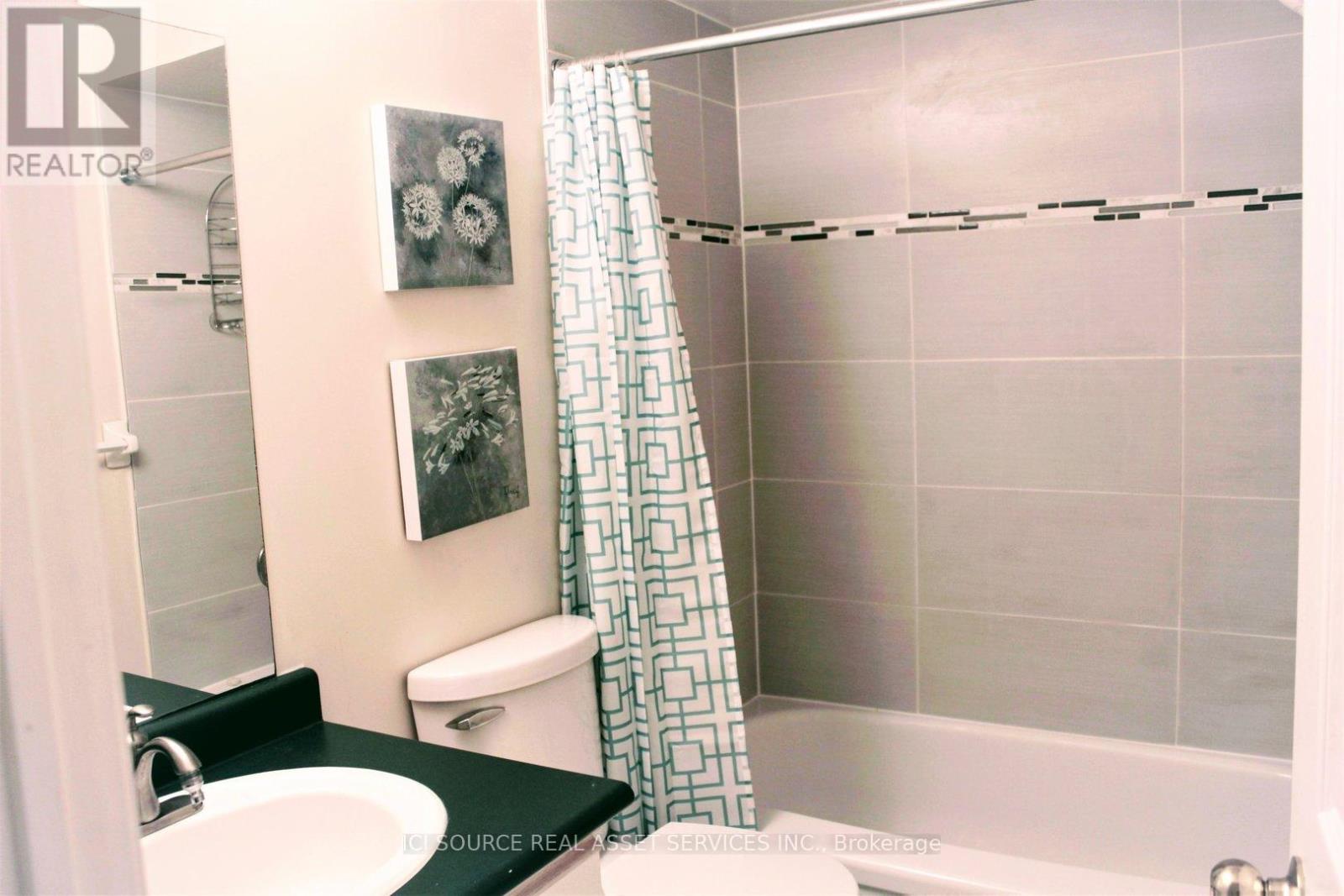 Basement - 301 Gowan Avenue, Toronto, Ontario  M4J 2K7 - Photo 2 - E12073772