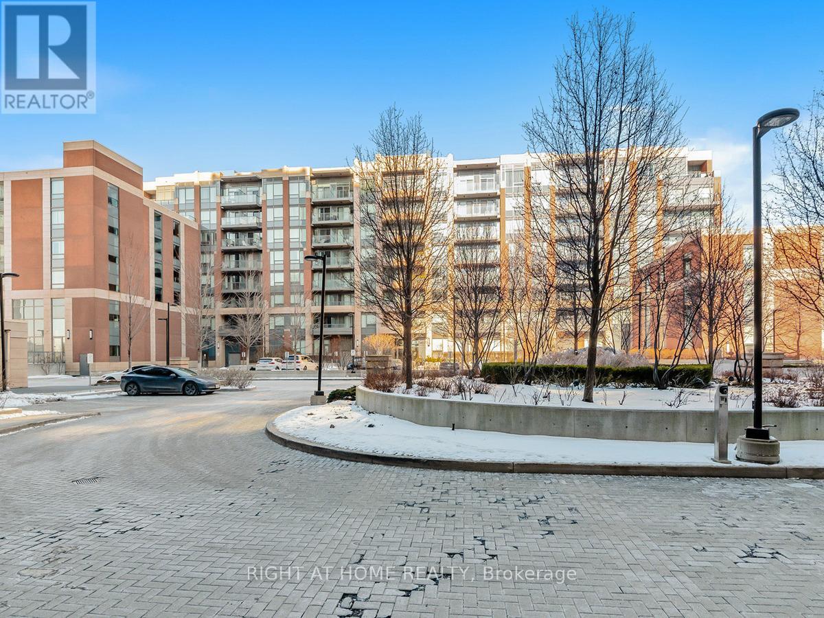Property at PH16 - 28 UPTOWN DRIVE image 1