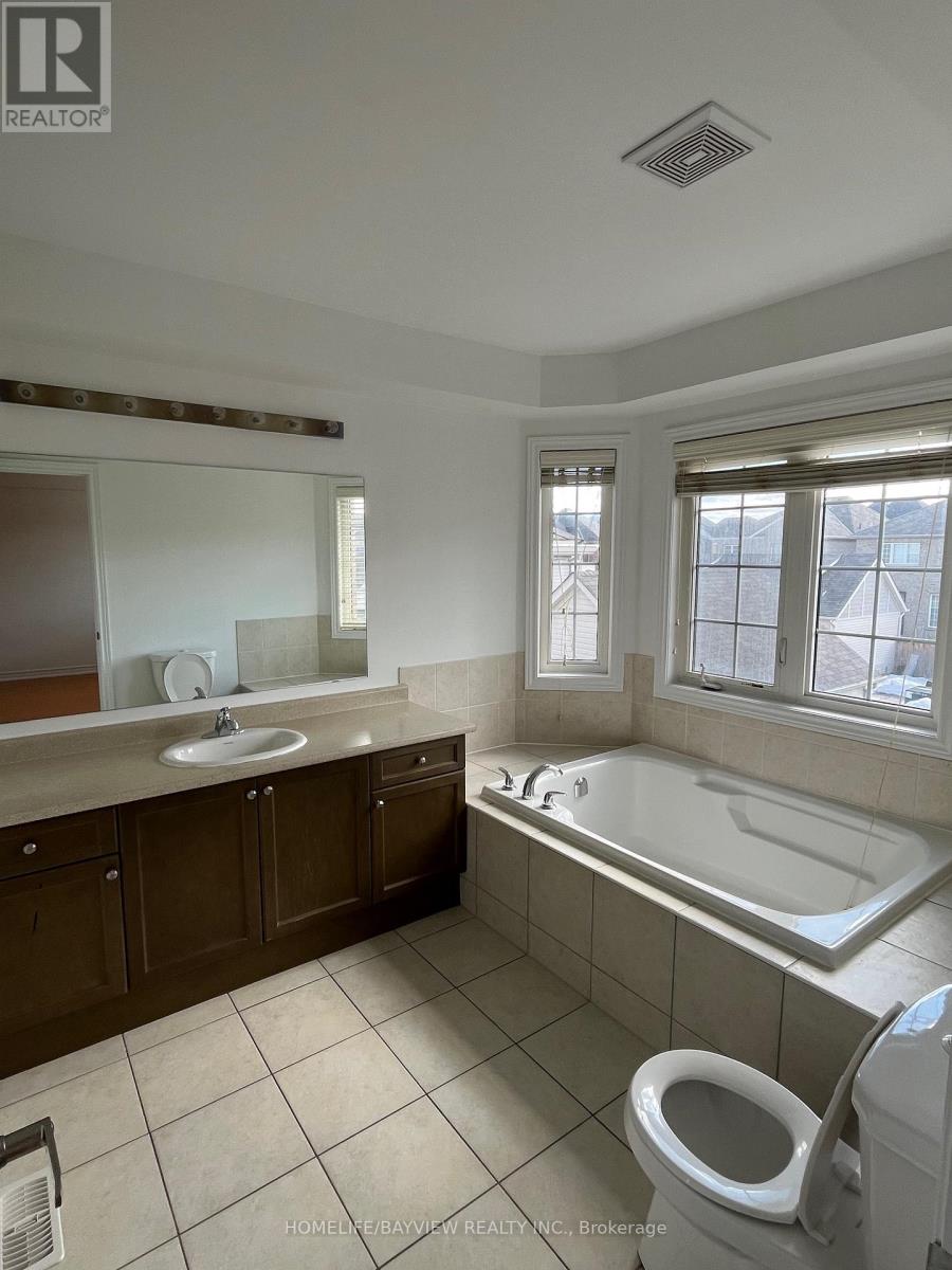 2744 Donald Cousens Parkway, Markham (Cornell), Ontario  L6B 1J5 - Photo 10 - N12073771