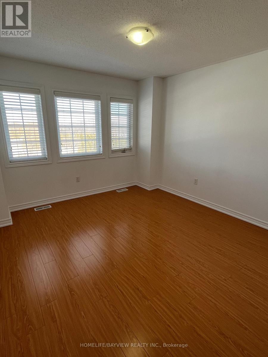 2744 Donald Cousens Parkway, Markham (Cornell), Ontario  L6B 1J5 - Photo 12 - N12073771