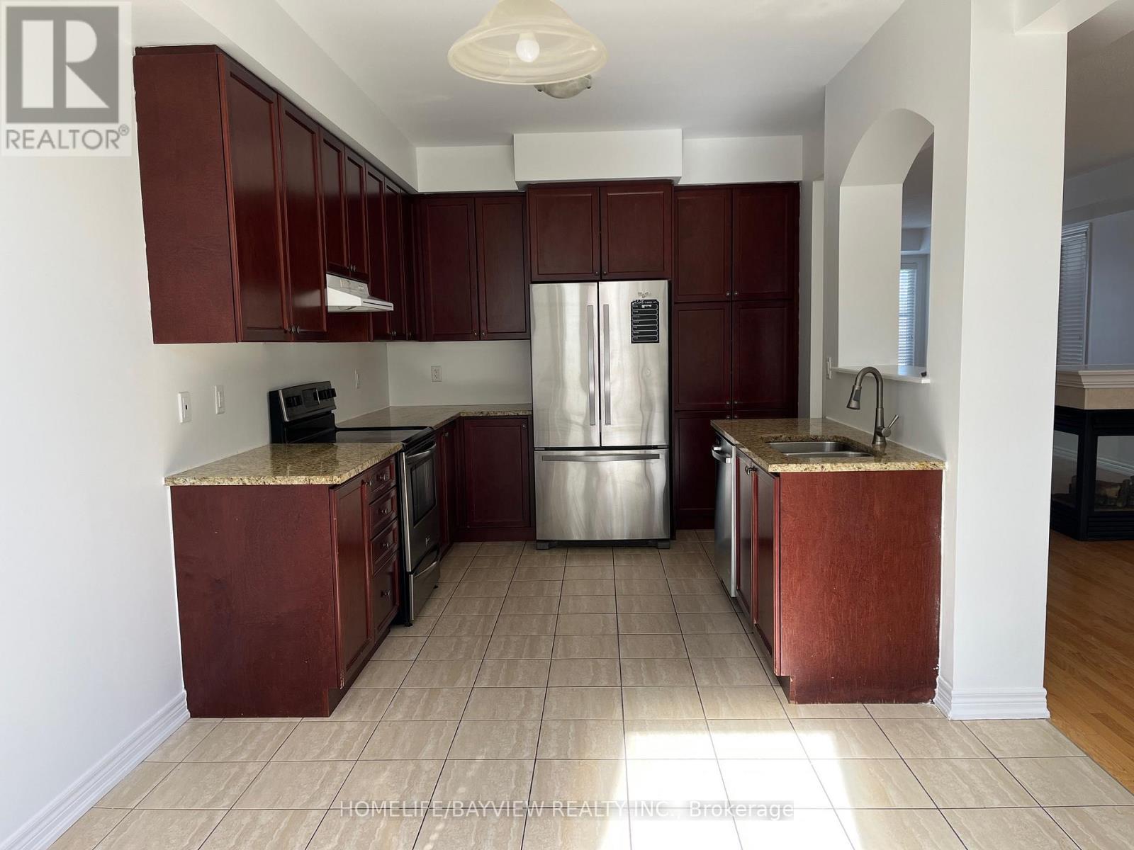 2744 Donald Cousens Parkway, Markham (Cornell), Ontario  L6B 1J5 - Photo 2 - N12073771