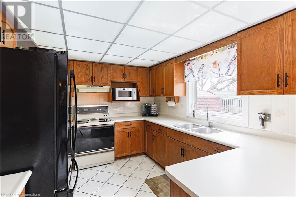397 Devonshire Terrace, Ancaster, Ontario  L9G 4R4 - Photo 16 - 40715445