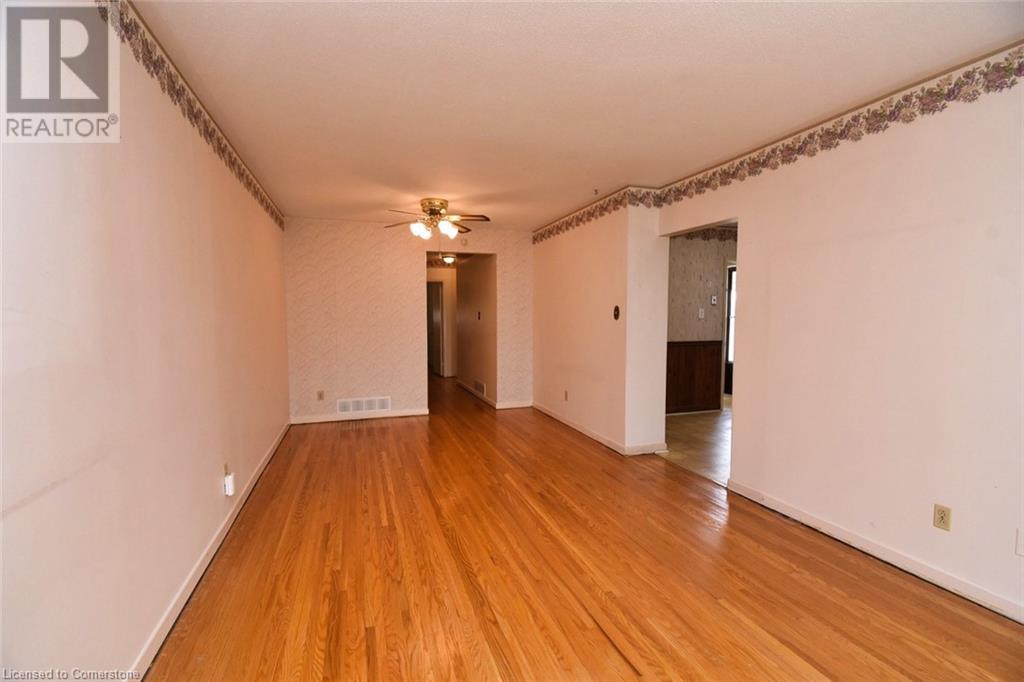 Property at 2055 FONTWELL Crescent image 5