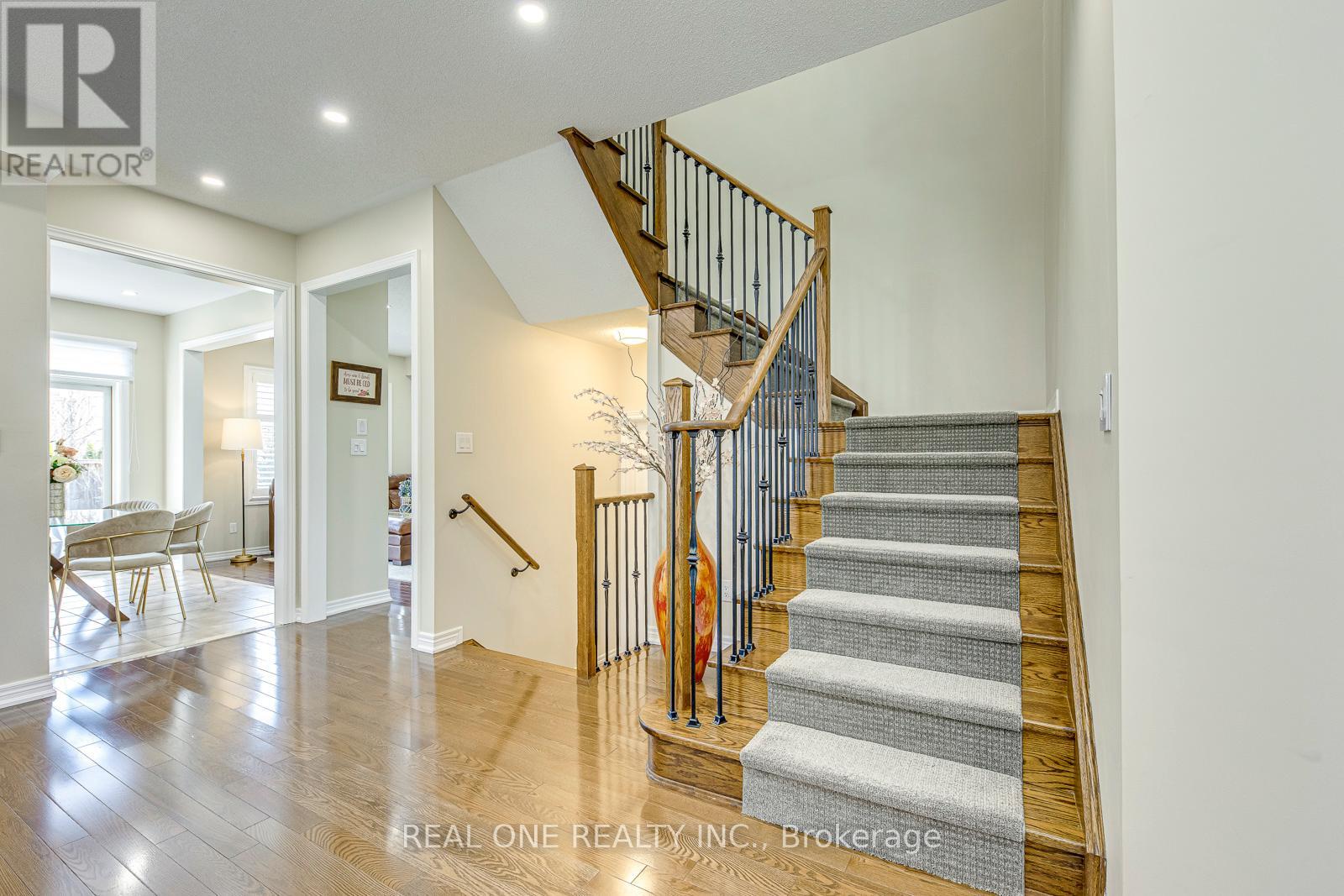 3133 Hiram Terrace, Oakville, Ontario  L6M 0P7 - Photo 23 - W12073791