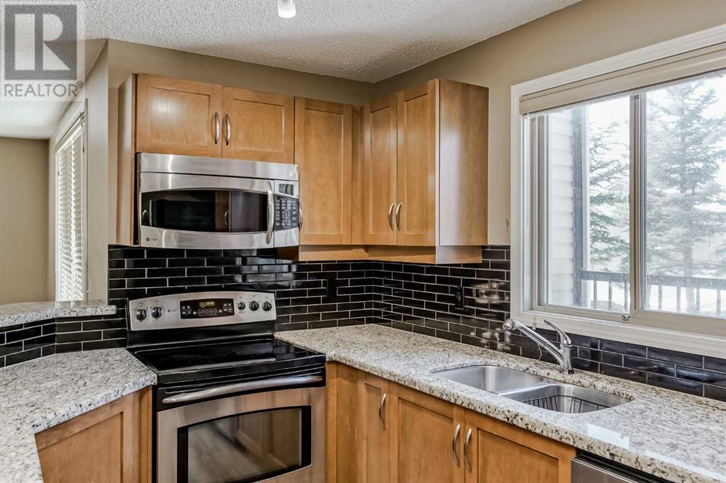 Property at 4102, 16969 24 Street SW image 4