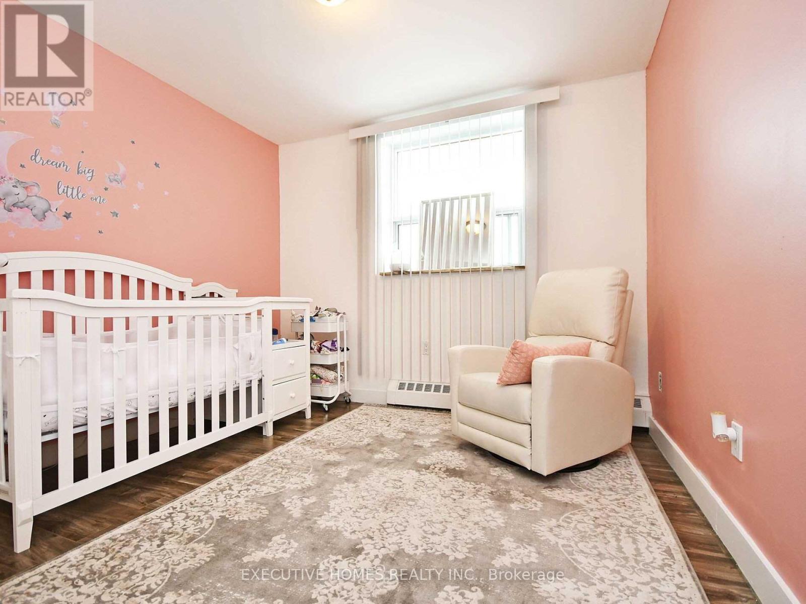 801 - 3555 Derry Road E, Mississauga, Ontario  L4T 1B2 - Photo 7 - W12073090