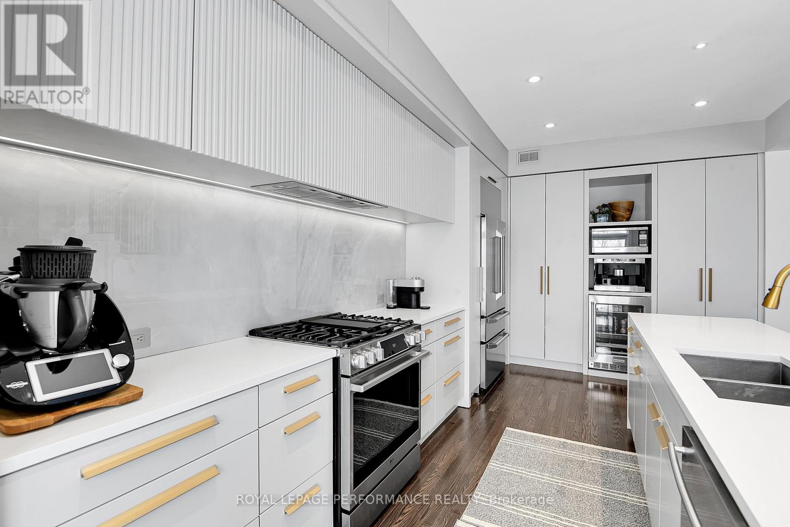 179 Gracewood Crescent, Ottawa, Ontario  K1T 0J3 - Photo 8 - X12073763