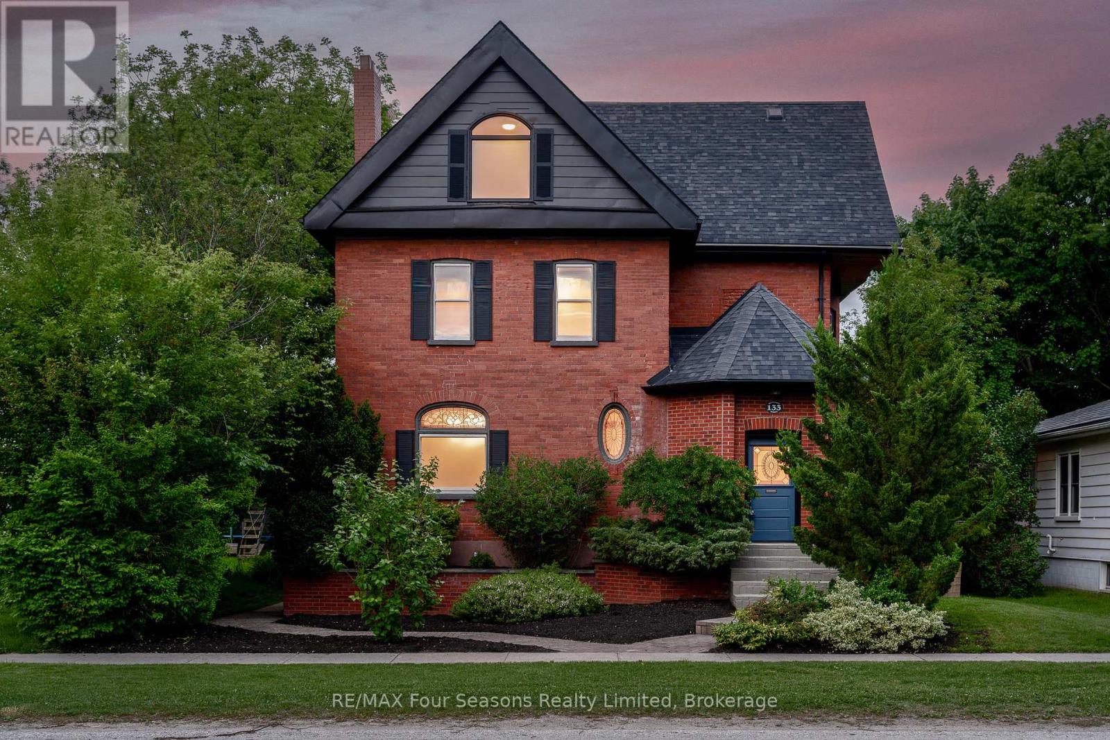 133 MINNESOTA STREET, Collingwood, Ontario