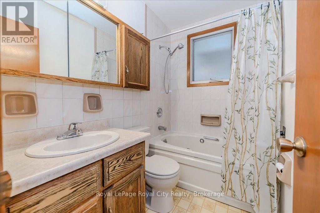 244 Alma Street N, Guelph, Ontario  N1H 5Y2 - Photo 12 - X12073878
