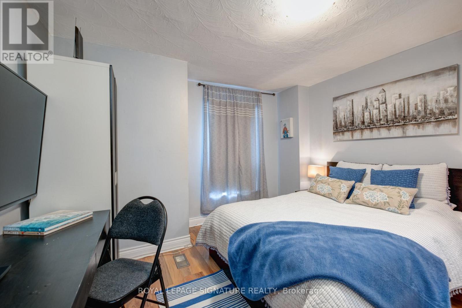 259 Claremont Street, Toronto, Ontario  M6J 2N1 - Photo 11 - C12073844