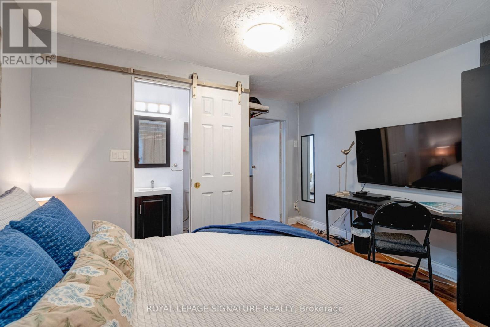 259 Claremont Street, Toronto, Ontario  M6J 2N1 - Photo 12 - C12073844