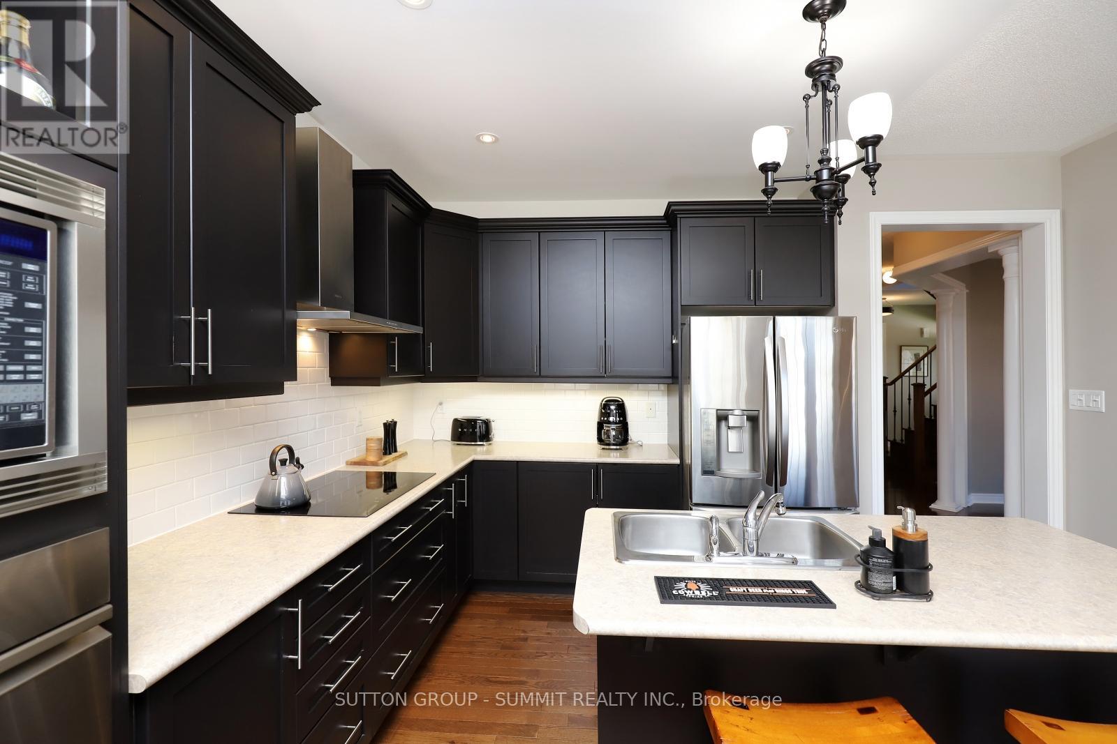 2 Ross Shiner Lane, Whitchurch-Stouffville, Ontario  L4A 0S2 - Photo 17 - N12073880