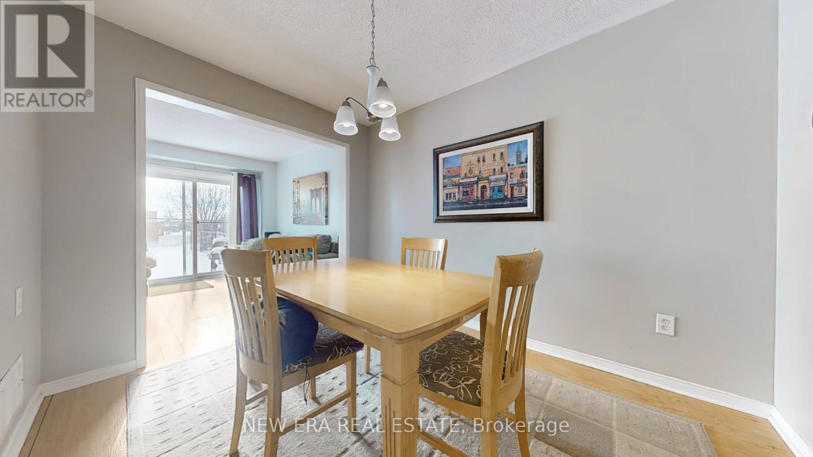 17 Caruso Drive, Brampton (Fletcher's West), Ontario  L6Y 5B1 - Photo 12 - W12073882