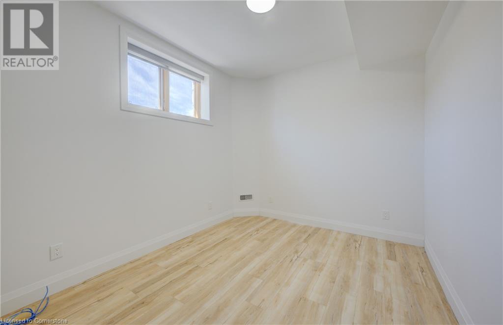 266 Bridge Street, Fergus, Ontario  N1M 1T7 - Photo 37 - 40703034