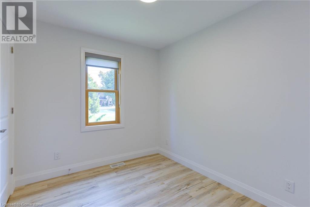 266 Bridge Street, Fergus, Ontario  N1M 1T7 - Photo 19 - 40703034