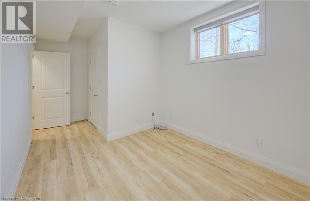 266 Bridge Street, Fergus, Ontario  N1M 1T7 - Photo 36 - 40703034