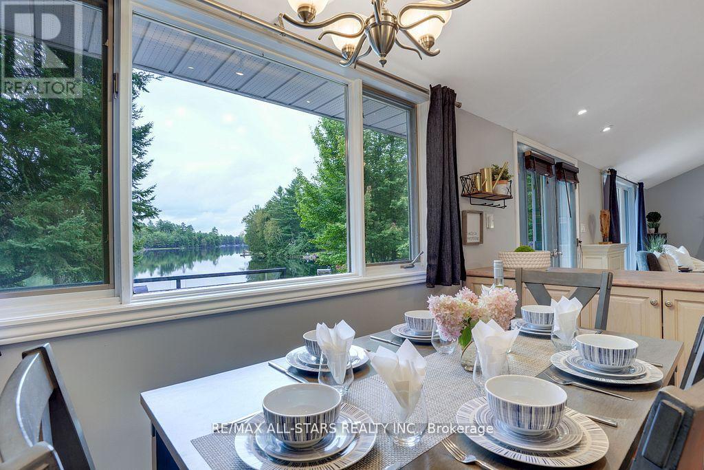1086 Cameron Lane, Algonquin Highlands, Ontario  K0M 1J0 - Photo 14 - X12073917