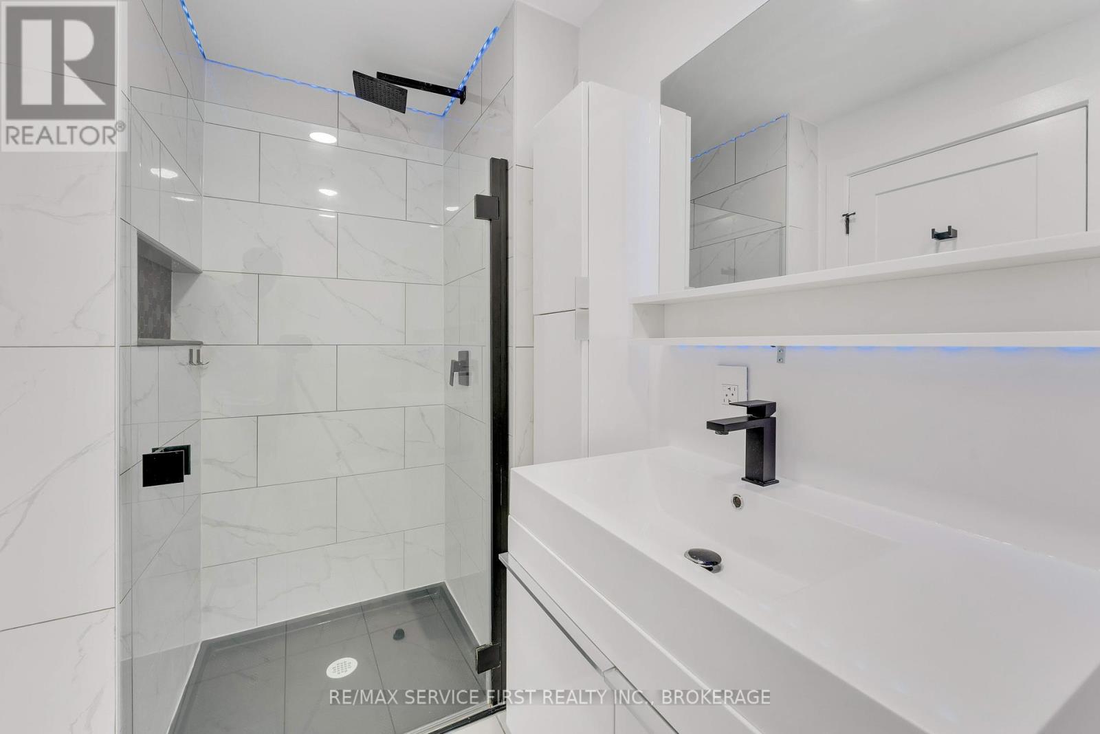 211 Raglan Road, Kingston, Ontario  K7K 1L5 - Photo 12 - X12073991