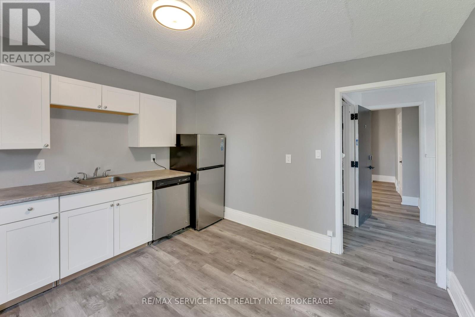 211 Raglan Road, Kingston, Ontario  K7K 1L5 - Photo 17 - X12073991