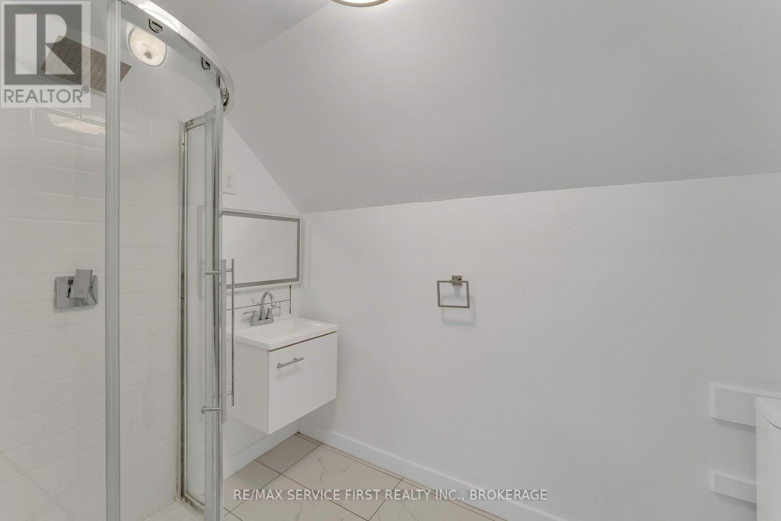 211 Raglan Road, Kingston, Ontario  K7K 1L5 - Photo 24 - X12073991