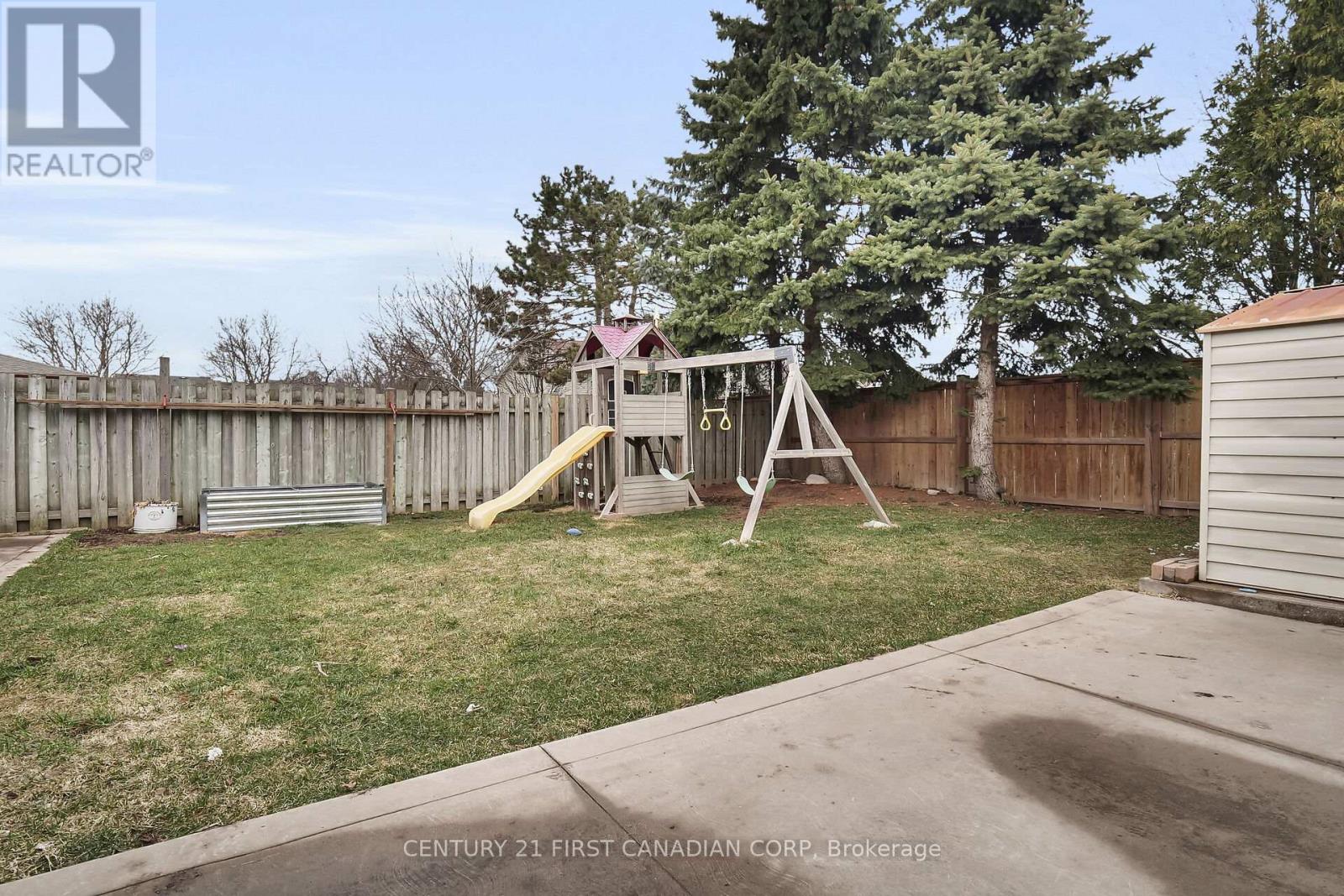 Photo 29 of 34 for 112 Bonaventure Drive