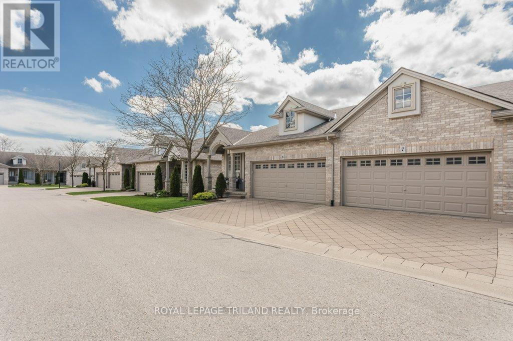 8 - 1 St Johns Drive, Middlesex Centre, Ontario  N0M 1C0 - Photo 2 - X12074000