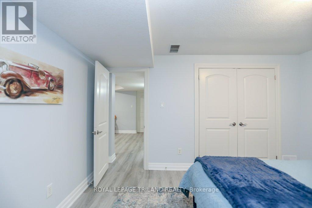 8 - 1 St Johns Drive, Middlesex Centre, Ontario  N0M 1C0 - Photo 37 - X12074000